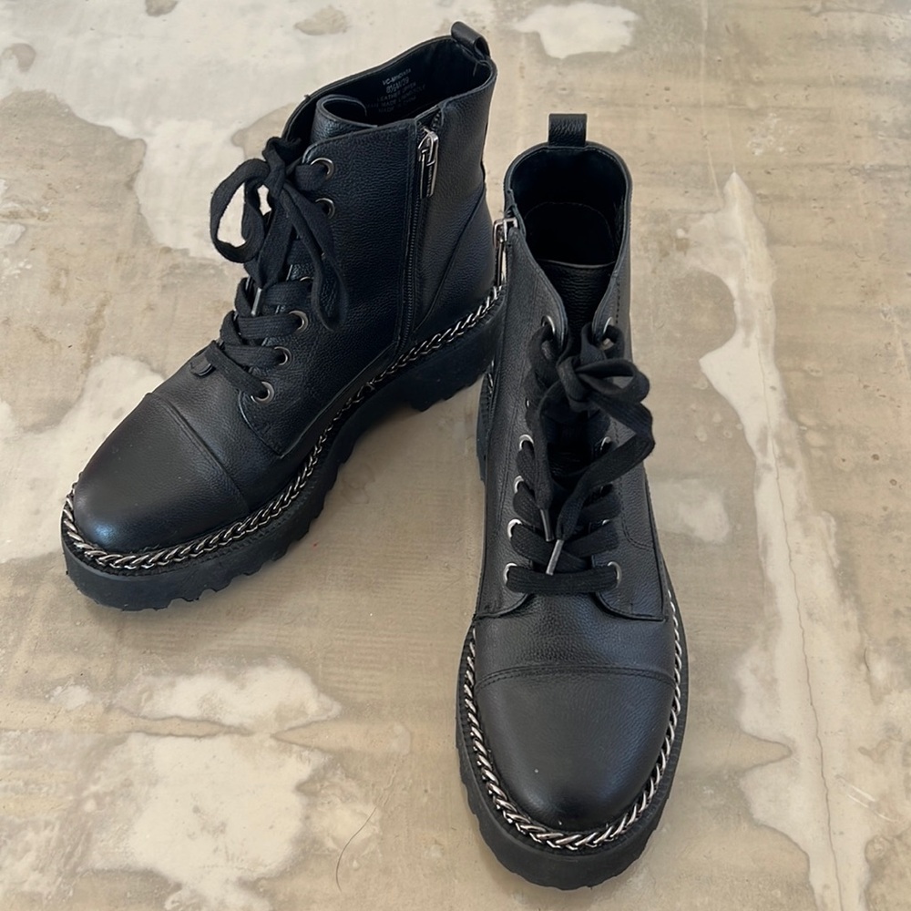 Vince Camuto Mindita Chain Boot - 8.5